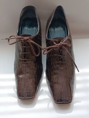 Delman Studio| VTG Brown Leather Lace Up Croc Embossed Square Toe Heel Sz 8 1/2